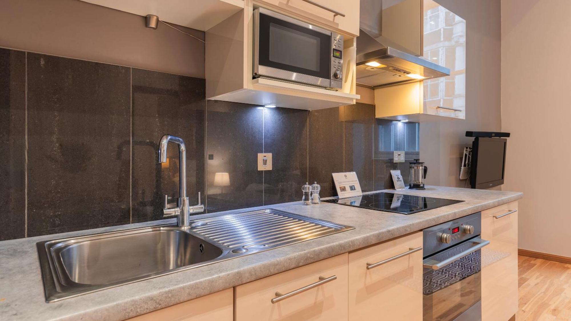 Cannon Street Serviced Apartments By Lovelystay London Exterior foto