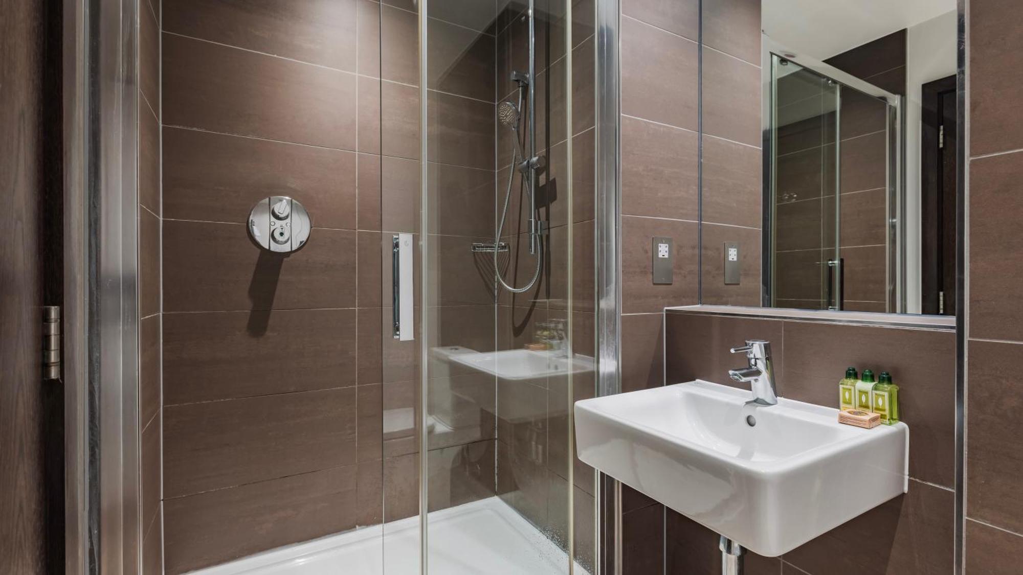 Cannon Street Serviced Apartments By Lovelystay London Exterior foto